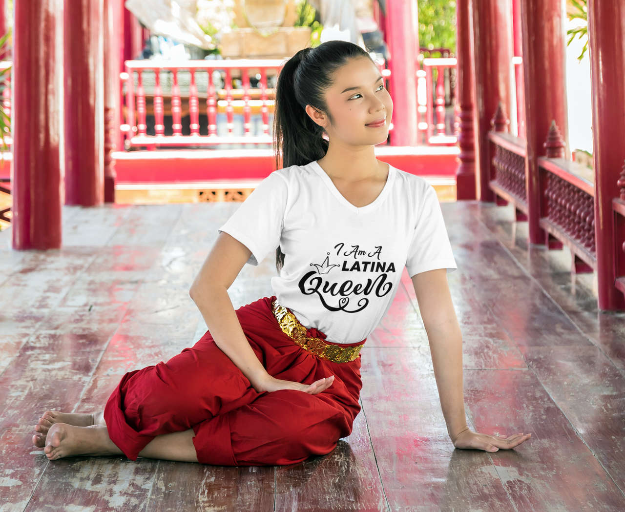 Affirmation Feminist Pro Choice T-Shirt Unisex Size - I am Latina Queen Printify